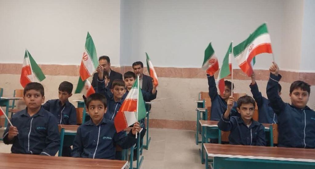 آغاز فراخوان بسته «ایرانمون» برای تقویت هویت ملی در مدارس کشور