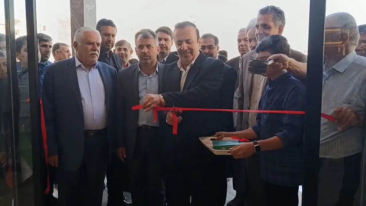آیین بهره‌برداری همزمان از طرح‌های نهضت توسعه عدالت آموزشی با حضور رییس‌جمهور