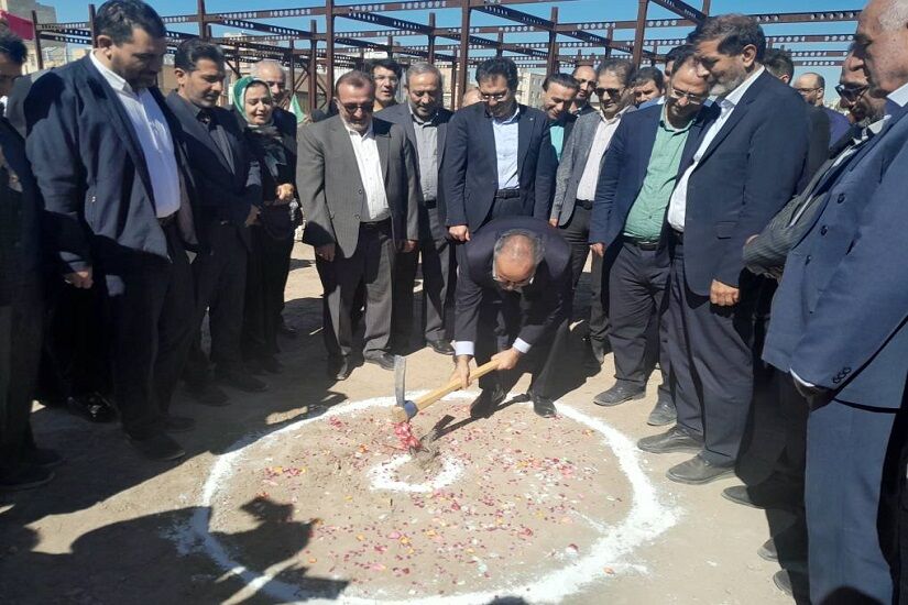 پروژه چندمنظوره ورزشی و رفاهی شهرداری اردبیل کلنگ‌زنی شد