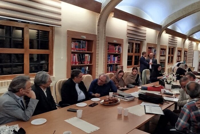 بداهه‌نویسی خوشنویسان کرمان برای ایران جان