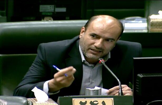 نماینده مجلس: مسیر تعامل و مذاکره با دنیا را با حکمت، مصلحت و حفظ عزت دهیم