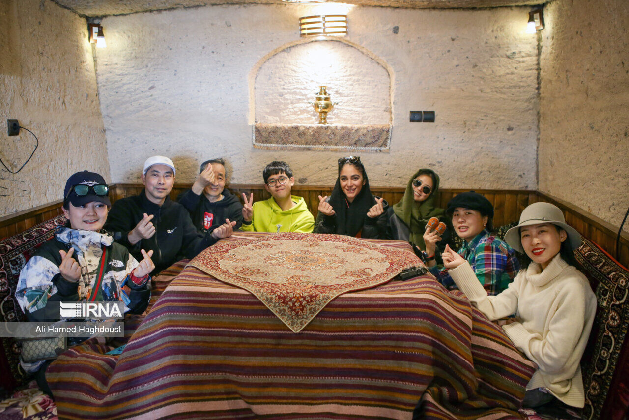 ۳۰میلیون دلار ارزآوری گردشگران خارجی در آذربایجان شرقی/دانشجویان خارجی گردشگران دایمی