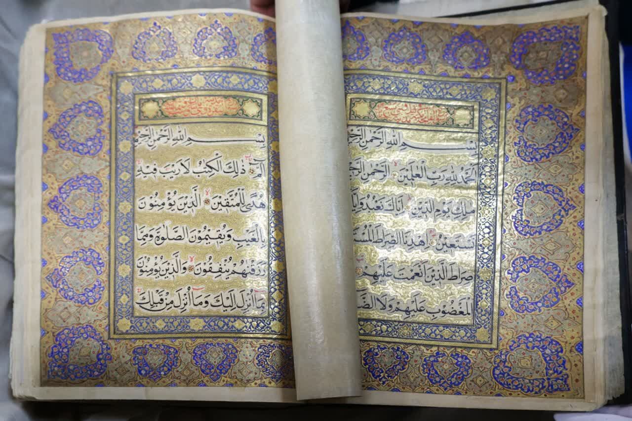 نسخه خطی قرآن کریم با قدمت حدود سه قرن در مشهد رونمایی شد
