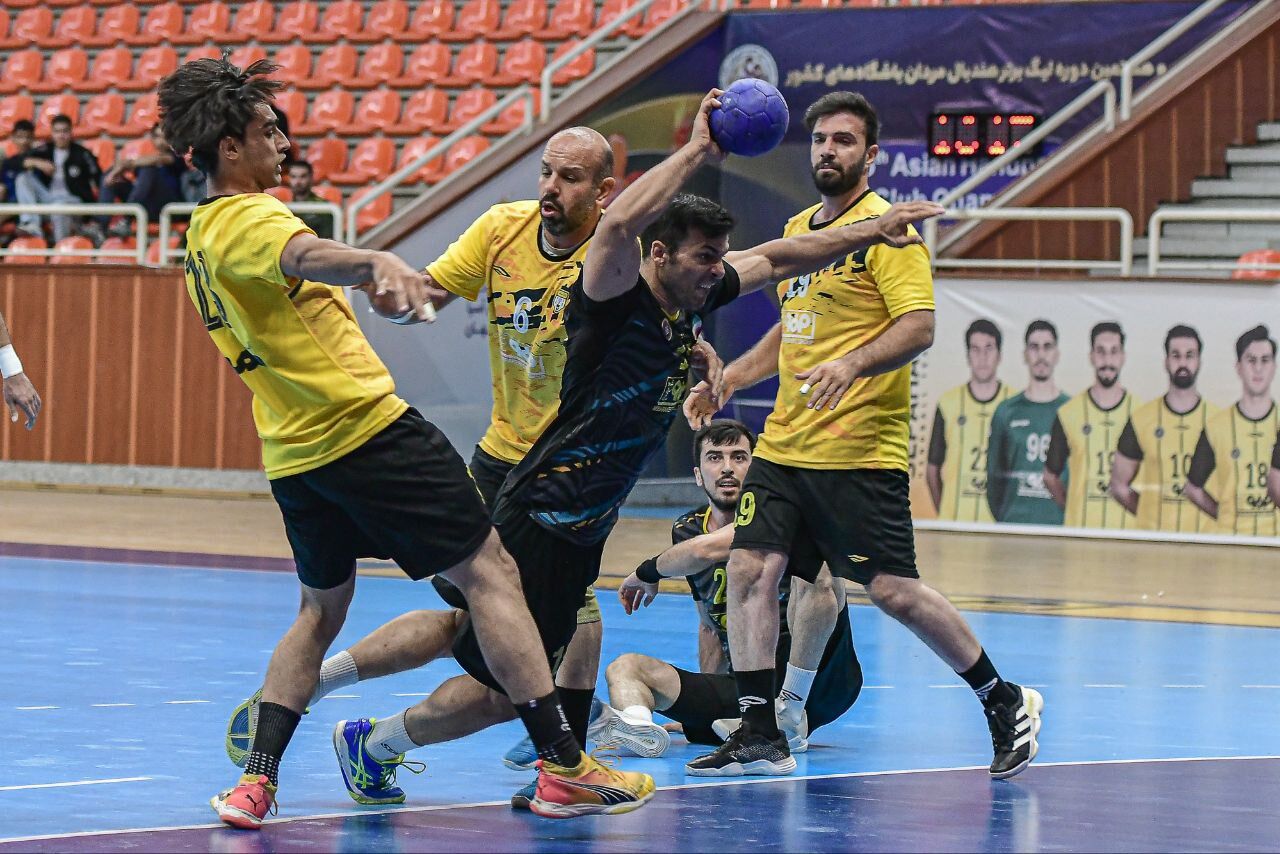 لیگ برتر هندبال؛‌ سنگ آهن بافق مغلوب نیروی زمینی سبزوار شد