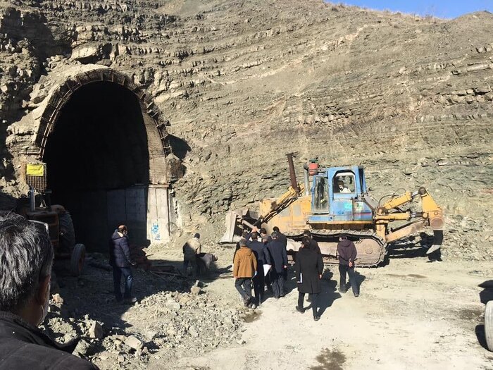 کلنگ کنسرسیوم بر بن بست اعتباری راه آهن بوشهر - شیراز