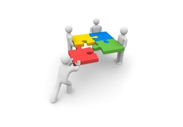 کلنگ کنسرسیوم بر بن بست اعتباری راه آهن بوشهر - شیراز