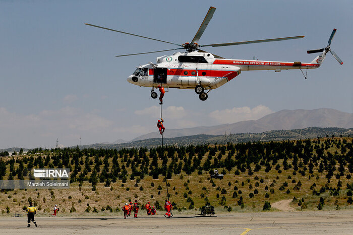 نجات خانواده پنجنفره اصفهانی در جنگلهای صعبالعبور سوادکوه