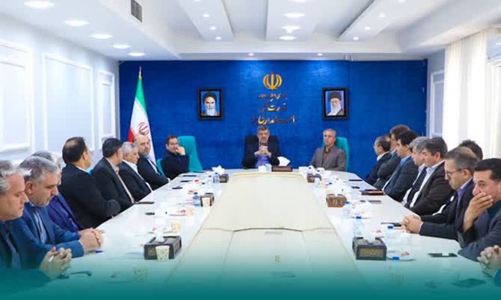 استاندار یزد: دستگاه‌های اجرایی برای افزایش رضایتمندی مردم تلاش کنند
