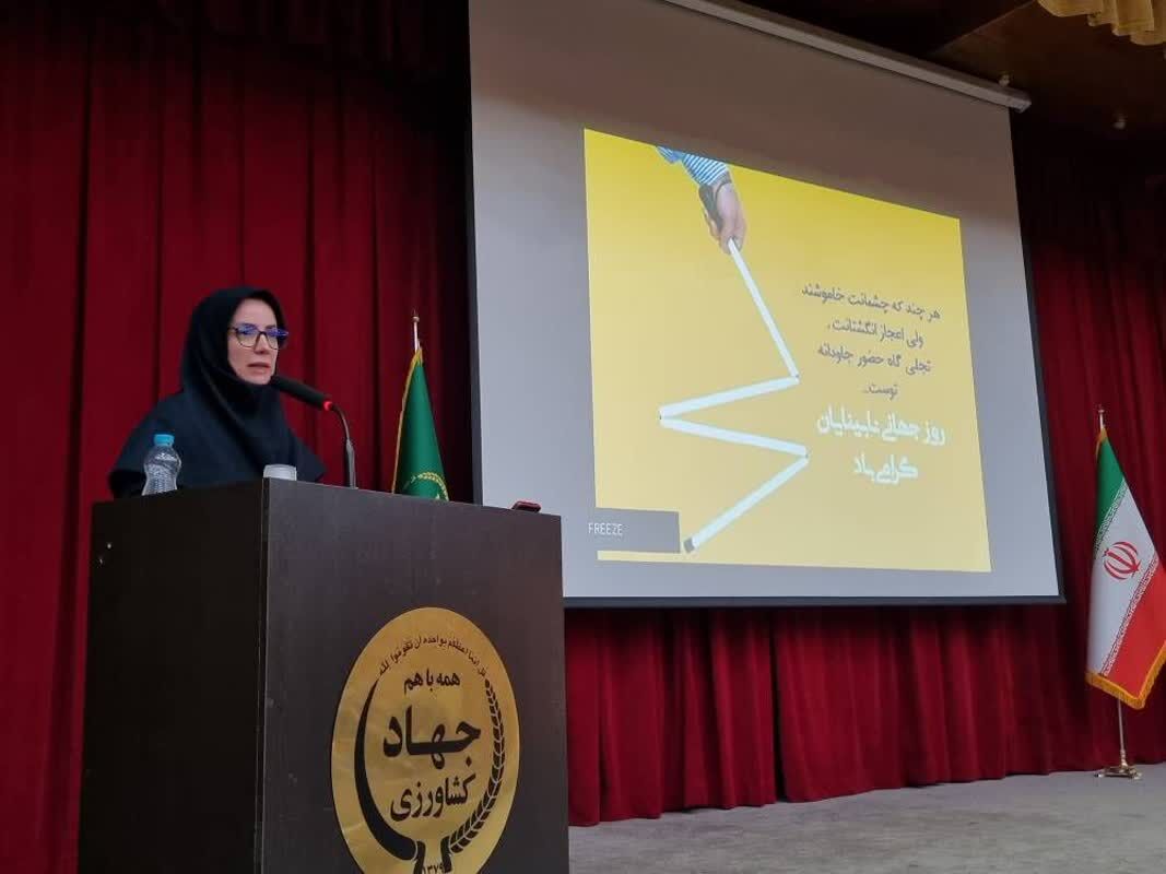 جامعه شناخت کافی از توانمندی‌های نابینایان و کم بینایان ندارد