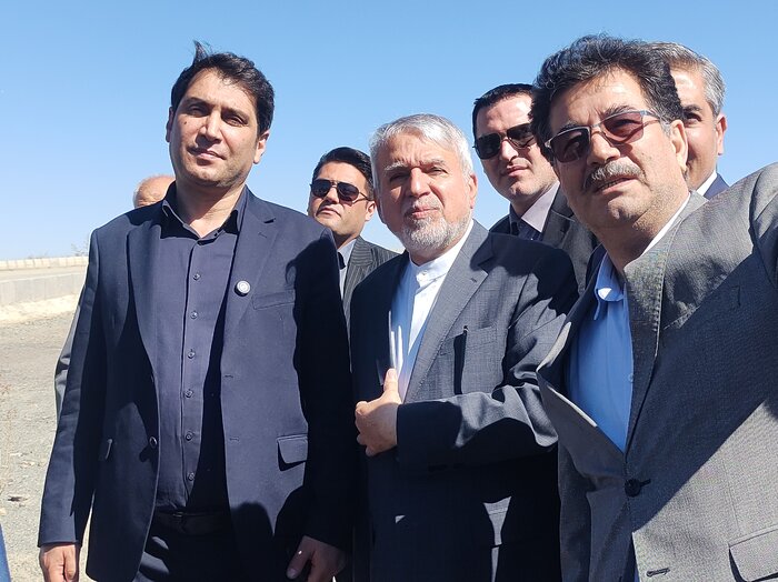 وزیر میراث: قلعه حسن‌آباد به نماد شهر سنندج تبدیل شود