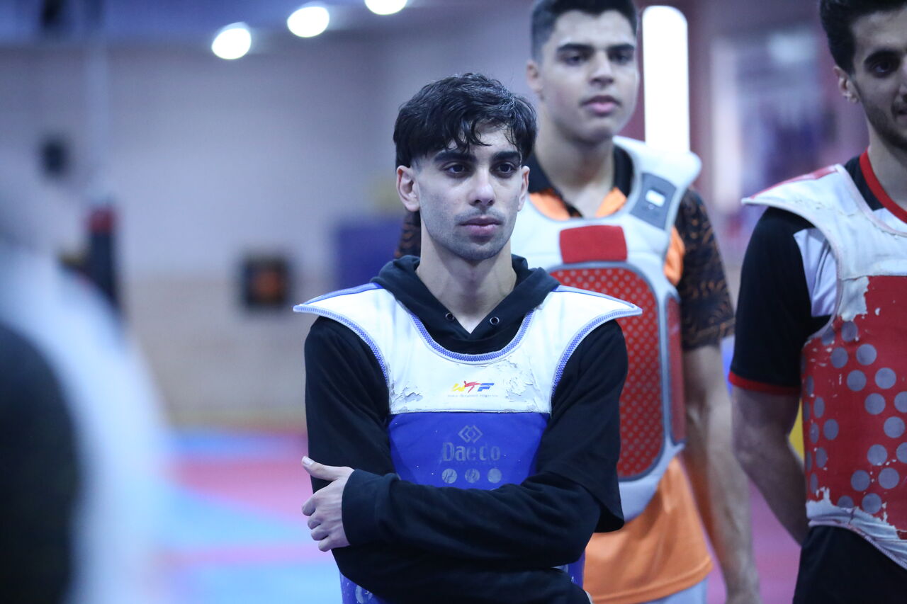 آزمون سخت زندی در شلوغ‌ترین وزن