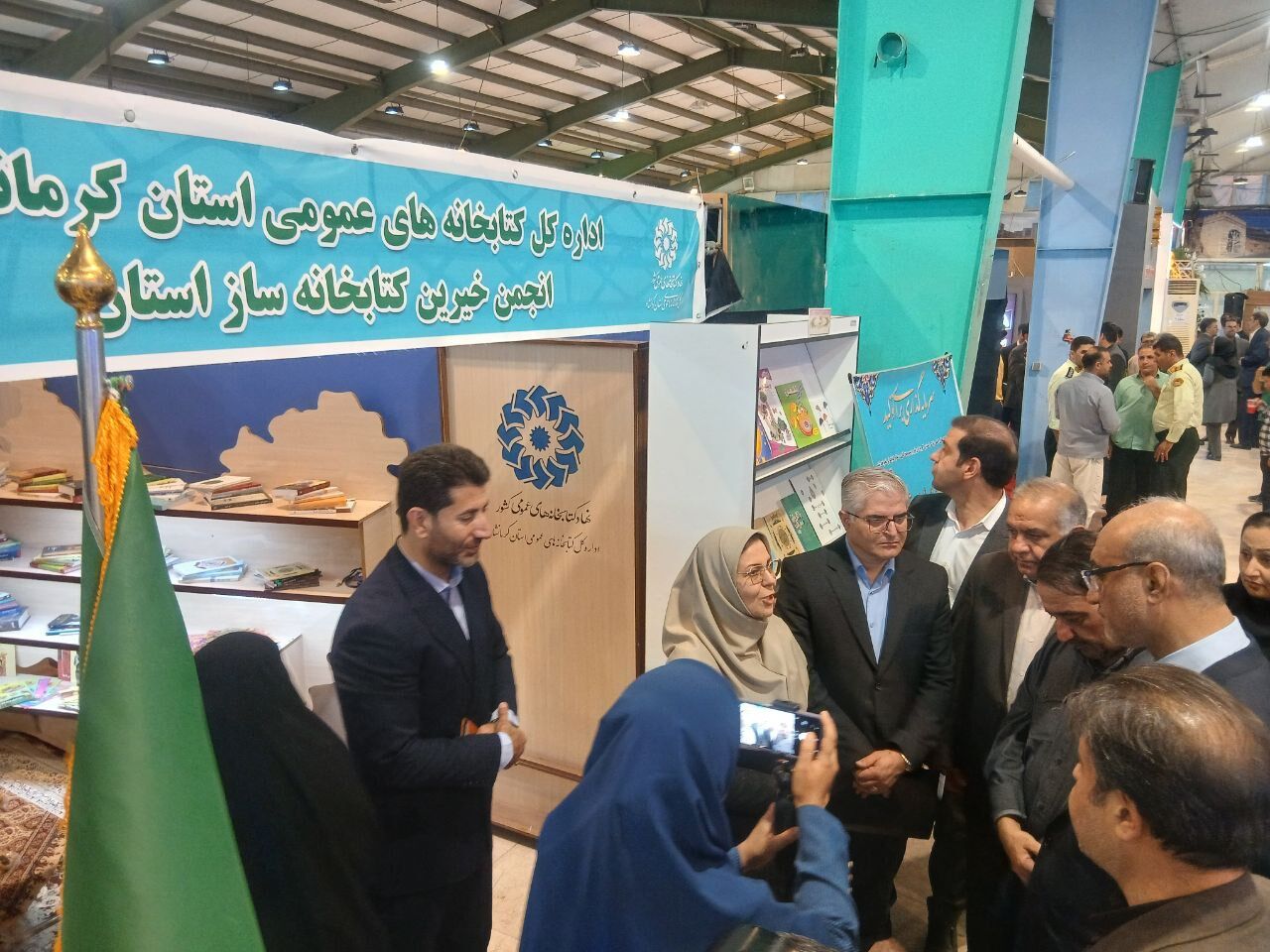 استاندار کرمانشاه: صنایع در توسعه کتابخانه‌های عمومی مشارکت کنند