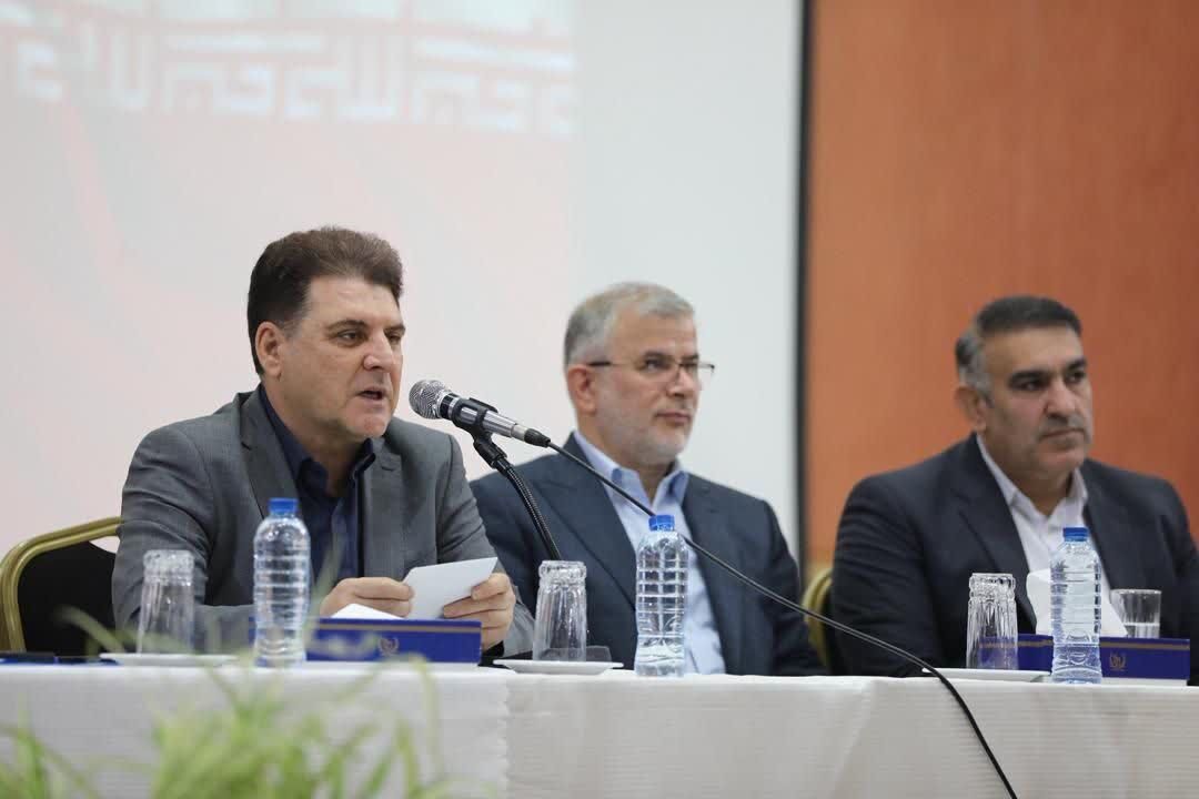 معاون وزیر کشور : گفتمان انسجام و وحدت به زبان مردم ترجمه شود