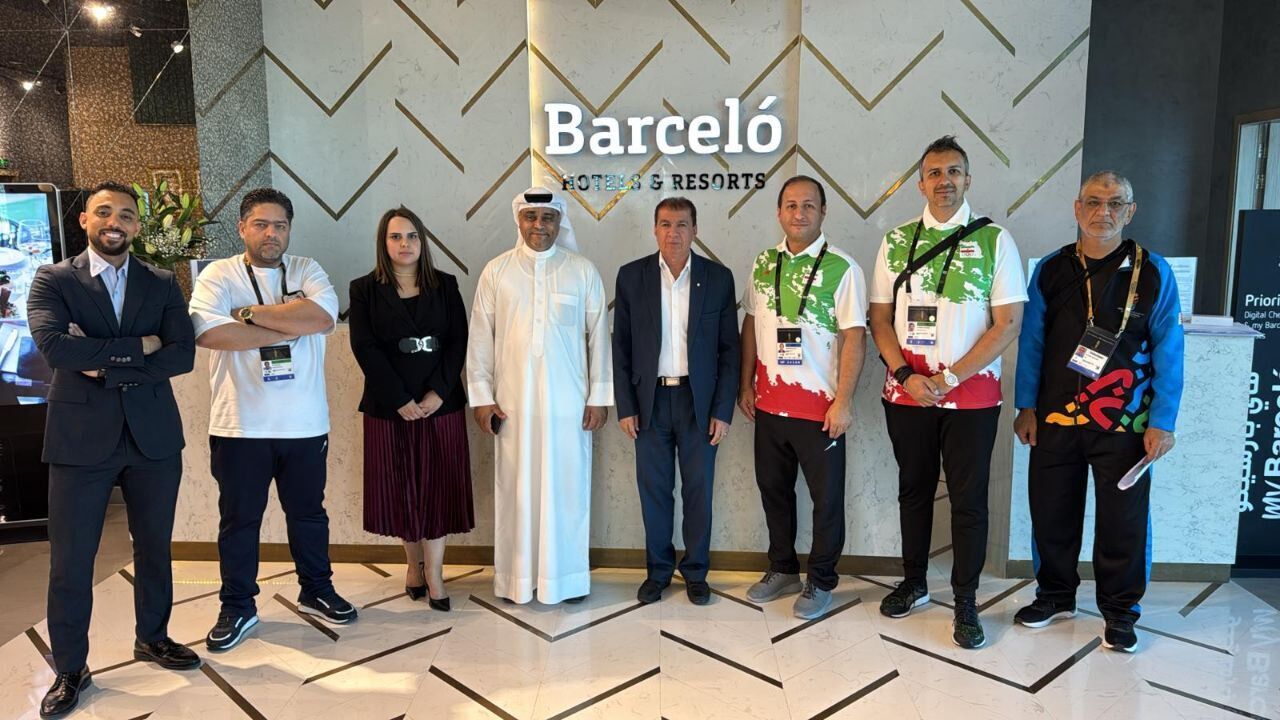 اول بعثة رياضية ايرانية الى البحرين للمشاركة في الالعاب الاسيوية الشبابية اول بعثة رياضية ايرانية الى البحرين للمشاركة في الالعاب الاسيوية الشبابية