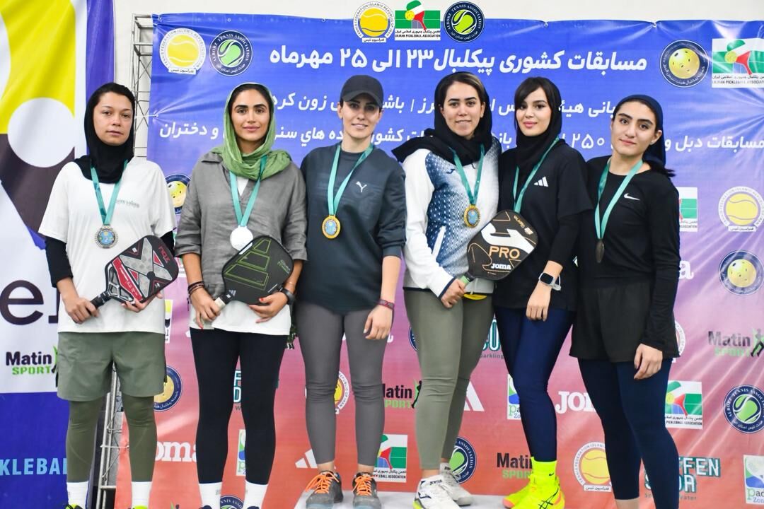مسابقات پیکلبال بانوان کشور در البرز برگزار شد