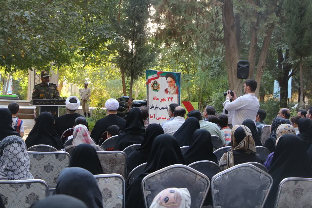 عقیدتی سیاسی ارتش با ارتقای معنویت و بصیرت کارکنان، نیروهای مؤمن و آماده تربیت می‌کند