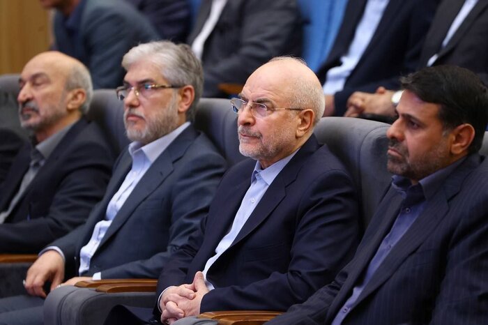 قالیباف: مشارکت خردمند را حل مشکلات کشور/ دولت به جای تصدی گری، تسهیل گری و تولی گری کند