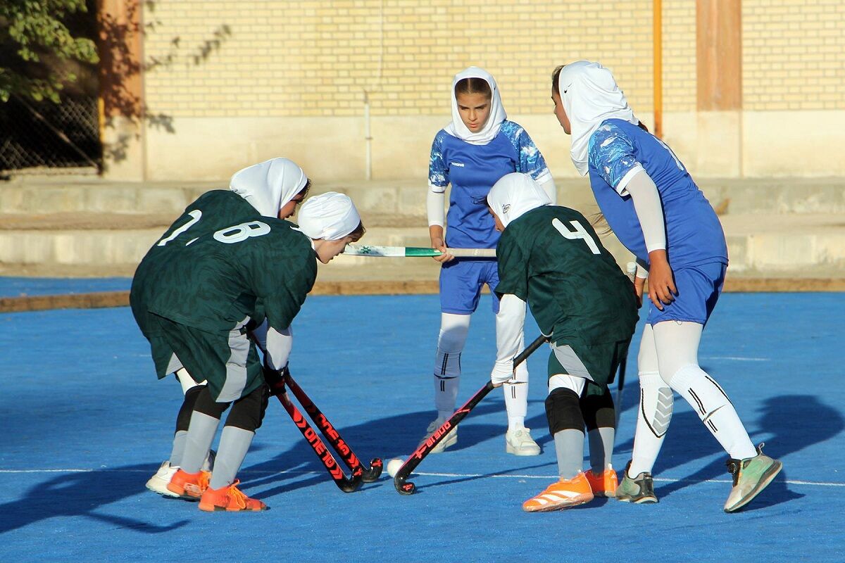 یزد قهرمان المپیاد استعدادهای برتر هاکی دختران کشور شد