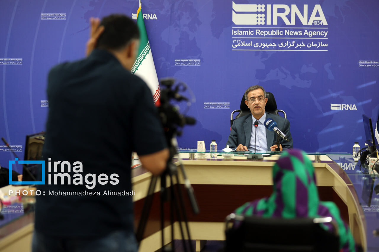 باید در مقابل دیوان سالاری در جهاددانشگاهی بایستیم/تامین۸۰درصدی بودجه جهاد از منابع درآمدی