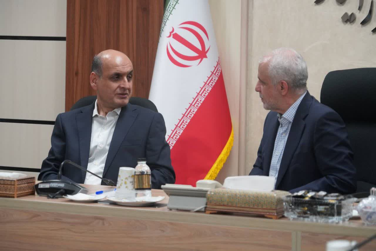 ضرورت استفاده بخش خصوصی از ظرفیت‌های خزر، رفع مشکلات ایثارگران و اهمیت مشارکت مردم