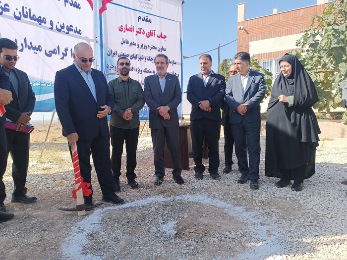 آغاز عملیات زیرسازی و بهسازی معابر منظقه ویژه اقتصادی بروجرد 