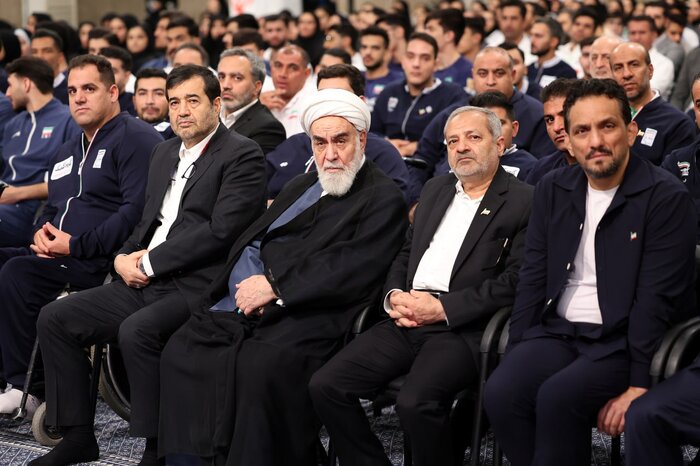 رهبر انقلاب خطاب به رئیسجمهور آمریکا: اصلاً شما چه کاره هستی!؟