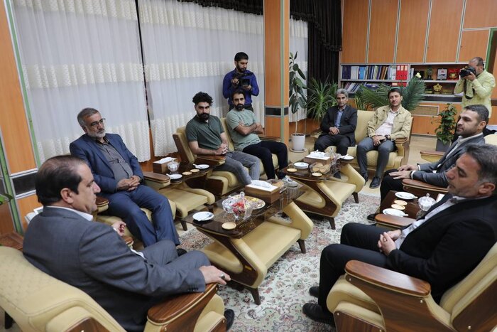 استاندار ایلام: ورزشکاران با تلاش و امید چراغ نشاط جامعه را روشن می‌کنند
