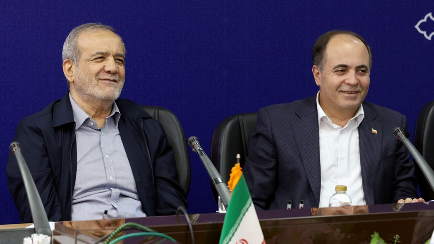 لزوم تمرکز بر چابکسازی و کوچکسازی دولت/ موتور تولید مقررات را خاموش کنیم