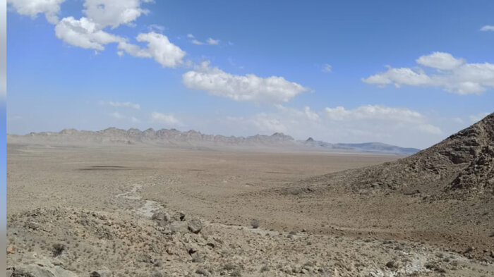 نفس‌های «کلاه قاضی» در تنگنای معدن و جاده + فیلم