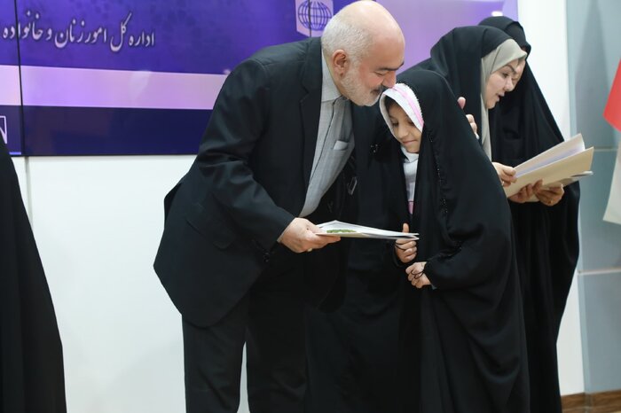 استاندار خوزستان: نماز، سرچشمه قدرت و عزت مسلمانان است