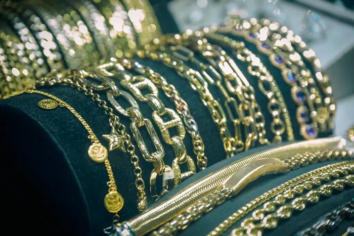 وحشت در «خیابان ۴۷» نیویورک؛ تب طلا زود عرق می‌کند