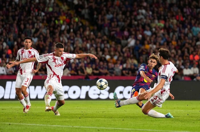 تحقیر یاران طارمی توسط فرمیناتور؛ المپیاکوس مقابل بارسلونا ۶تایی شد