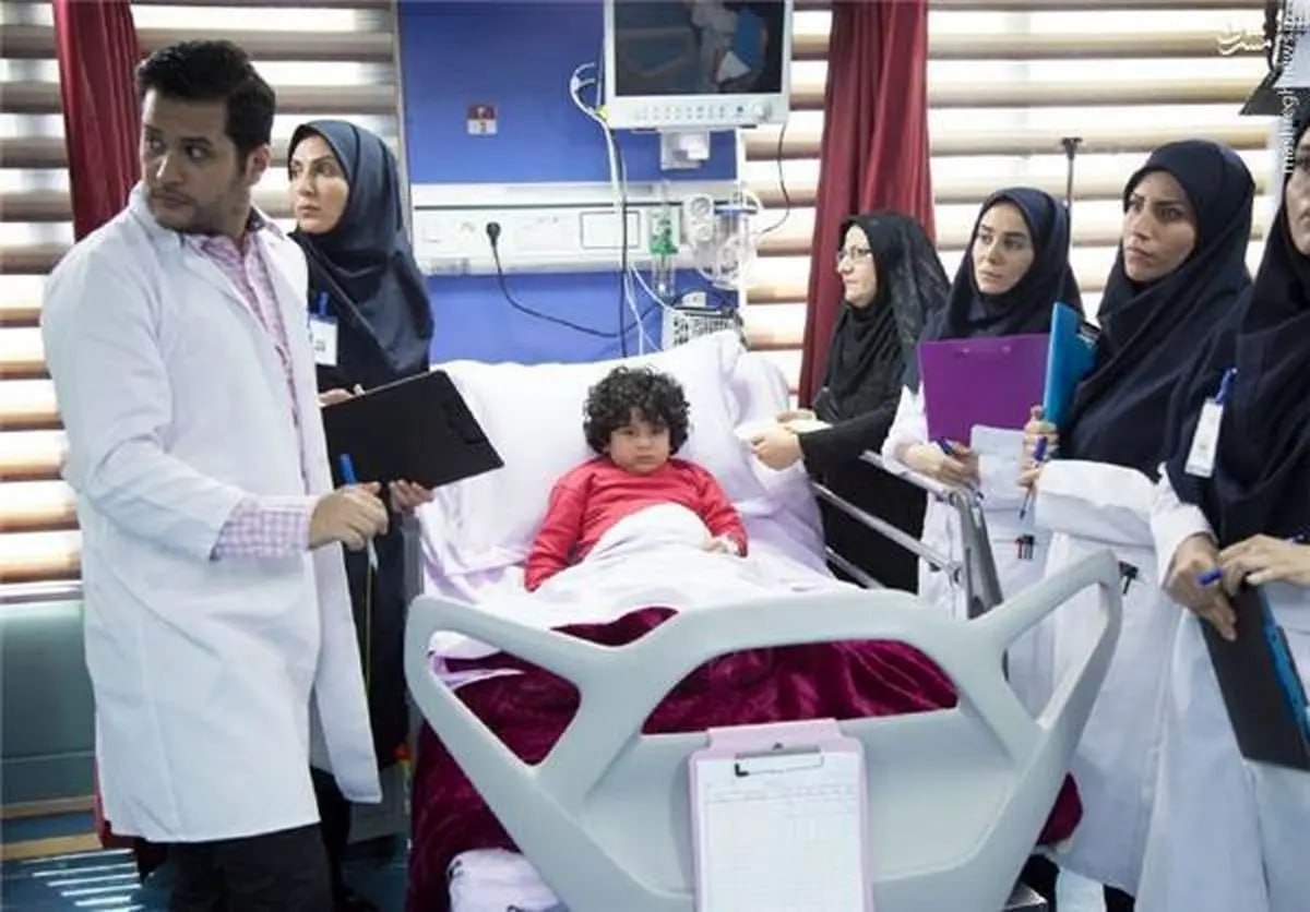 معاون وزیر بهداشت: استفاده از مشاور سلامت روان در تولید آثار نمایشی الزامی شود