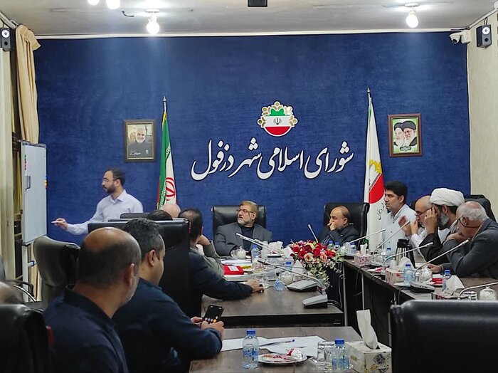 حفاری آسفالت نو خیابان‌ها، اشک شهرداران دزفول را درآورده است