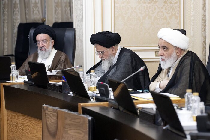 آیتالله جنتی: رهنمودهای رهبر معظم انقلاب راهبرد پیروزی ملتها در برابر استکبار است