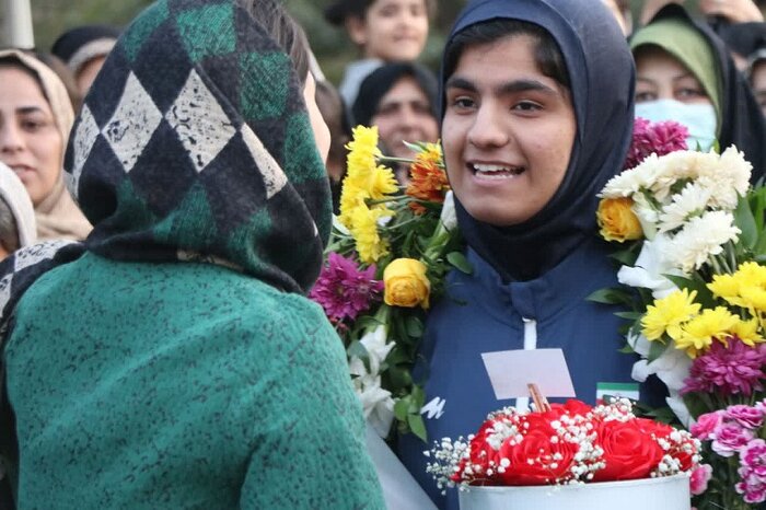 بازگشت کوراشکاران به خانه؛ استقبال گرم بجنوردیها از افتخارآفرینان