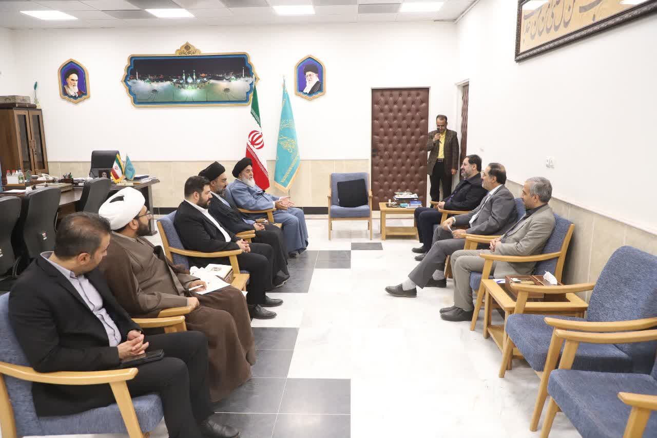 توسعه پیرامونی مسجد جمکران با حفظ شان معنوی و اولویت خدمت‌رسانی دنبال شود