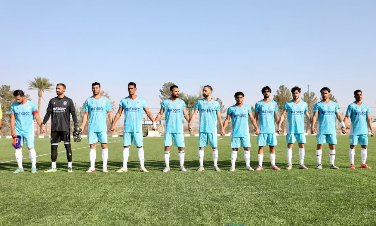 تیم فوتبال شهید قندی یزد مقابل ملوان بوشهر متوقف شد