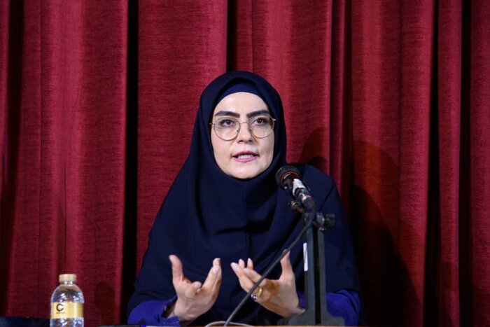 امضای کارگردان در فیلمتئاتر «چه کسی از ویرجینیا ولف میترسد؟» دیده نمیشود