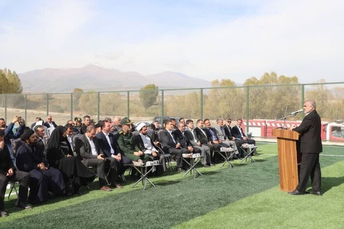 نیکزاد: زمین چمن شهرستان سرعین برای مسابقات ملی فوتبال پیگیری میشود