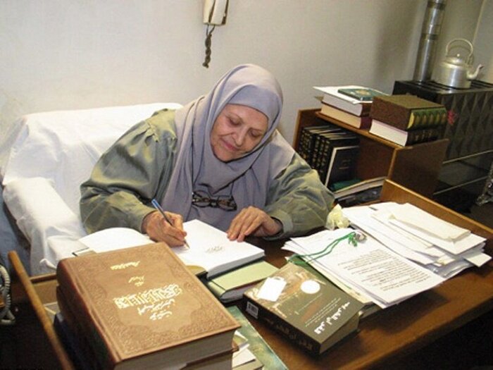 «طاهره صفارزاده»؛ خادمالقرآنی که از آرمان فلسطین دفاع کرد