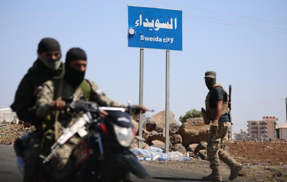 حمله گروه‌های مسلح به ایست و بازرسی ارتش در جنوب سوریه