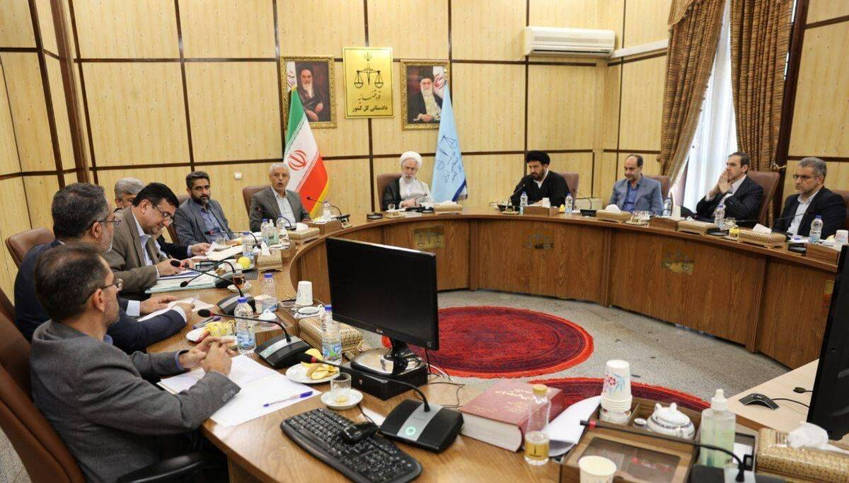 دادستانی بازگشت ارز حاصل از صادرات را پیگیری میکند