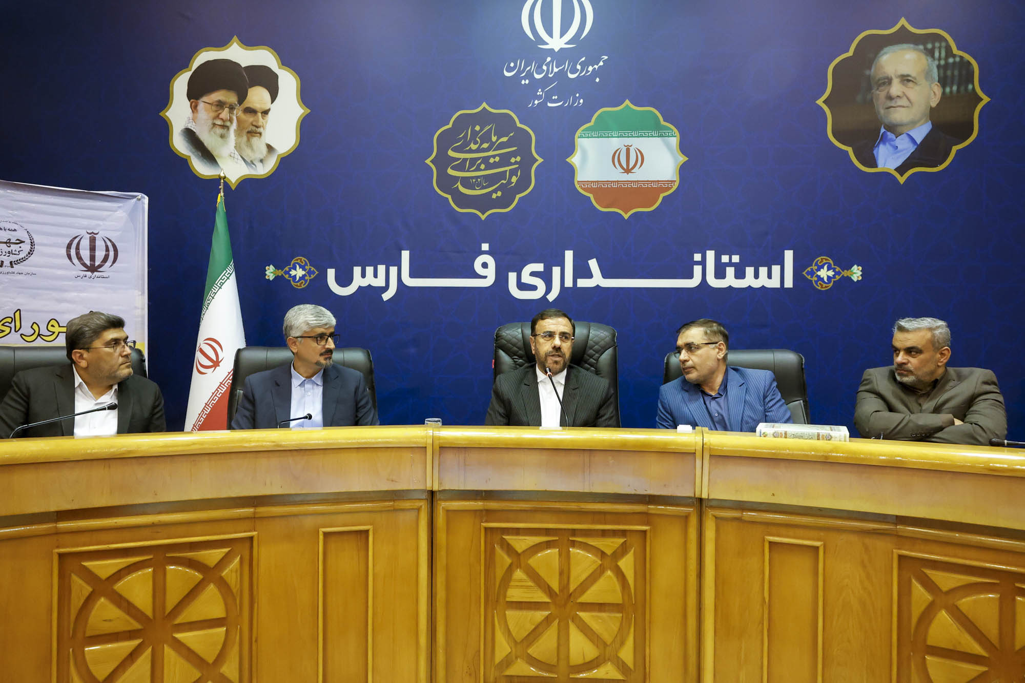 استاندار فارس: ظرفیت‌های باغی استان با صنایع تبدیلی و صادرات هدفمند تقویت شود