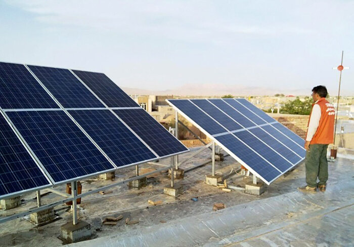 تزریق انرژی به شبکه برق زنجان با ۳۱۲ نیروگاه خورشیدی