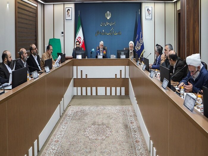 وزیر فرهنگ و ارشاد اسلامی: نهادهای قرآنی بیش از دیگران به معرفی پیامبر اکرم (ص)بپردازند