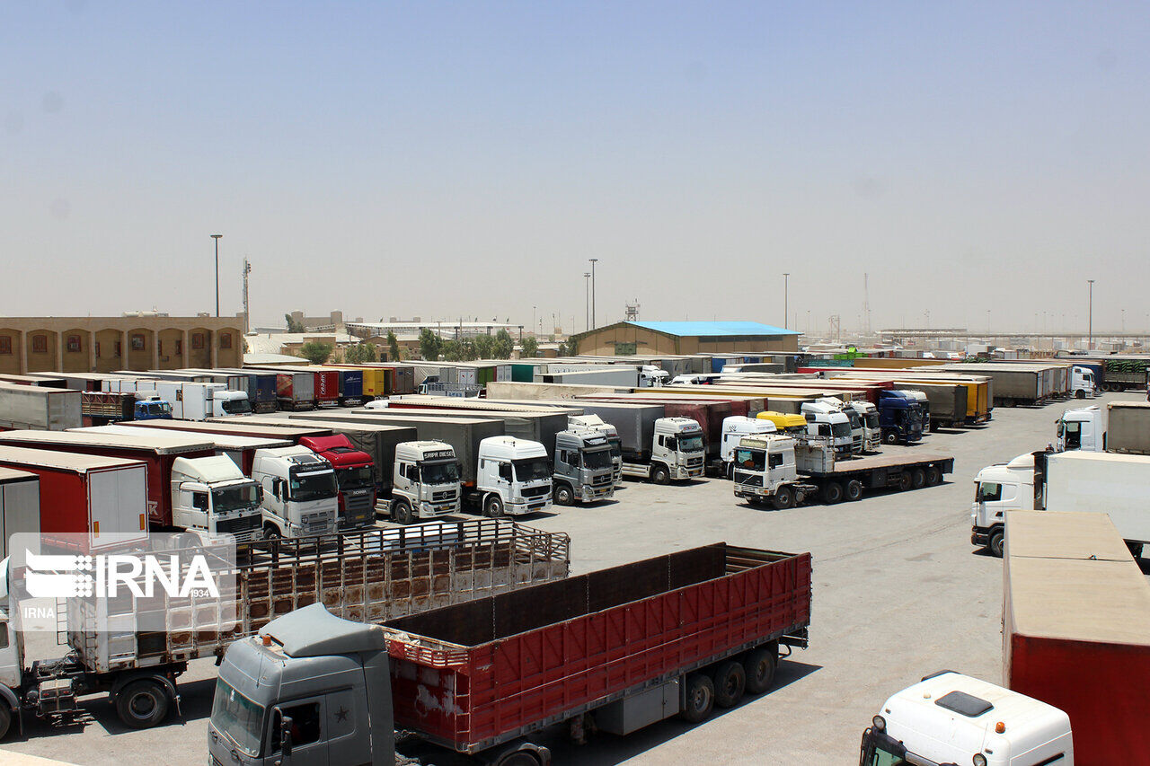 یک میلیارد دلار کالا از مرز مهران صادر شد