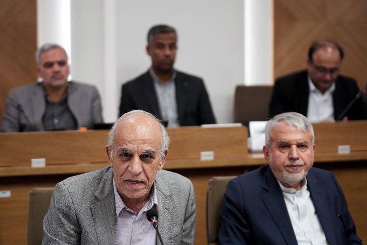 صالحیامیری: توسعه ایران آینده از مسیر دریا میگذرد