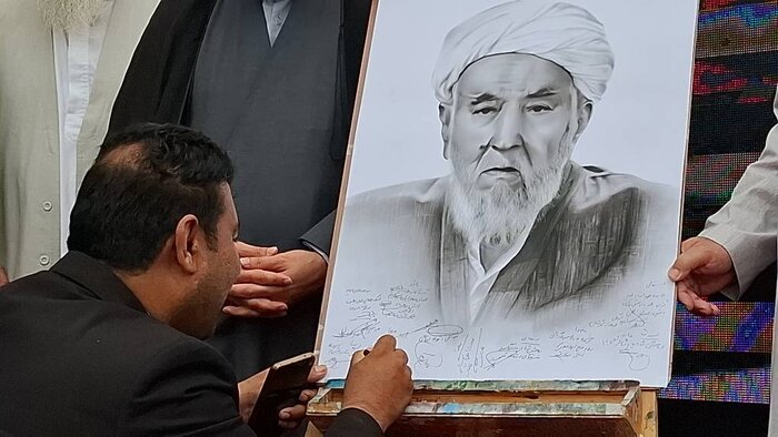 رونمایی از المان تفسیر قرآن به زبان ترکمنی در بندرترکمن