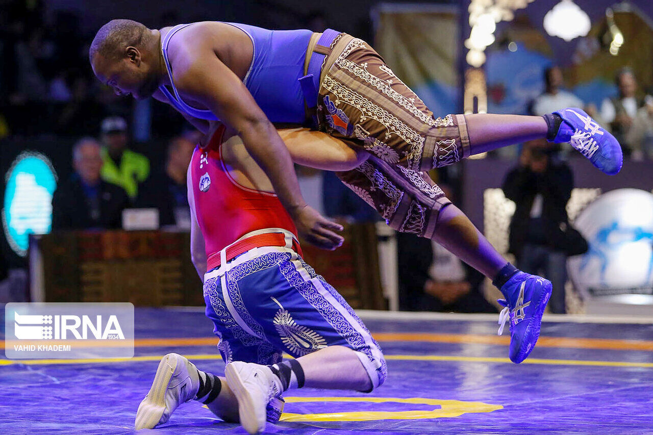 کشتی‌گیر تایبادی نایب قهرمان مسابقات جهانی کشتی «کاراکوجاک» ترکیه شد